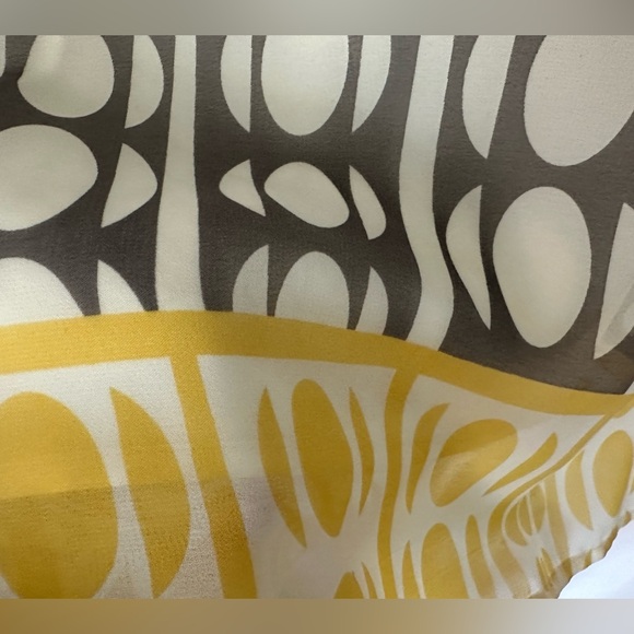 ABS Essentials Dress - Picture 3 of 4